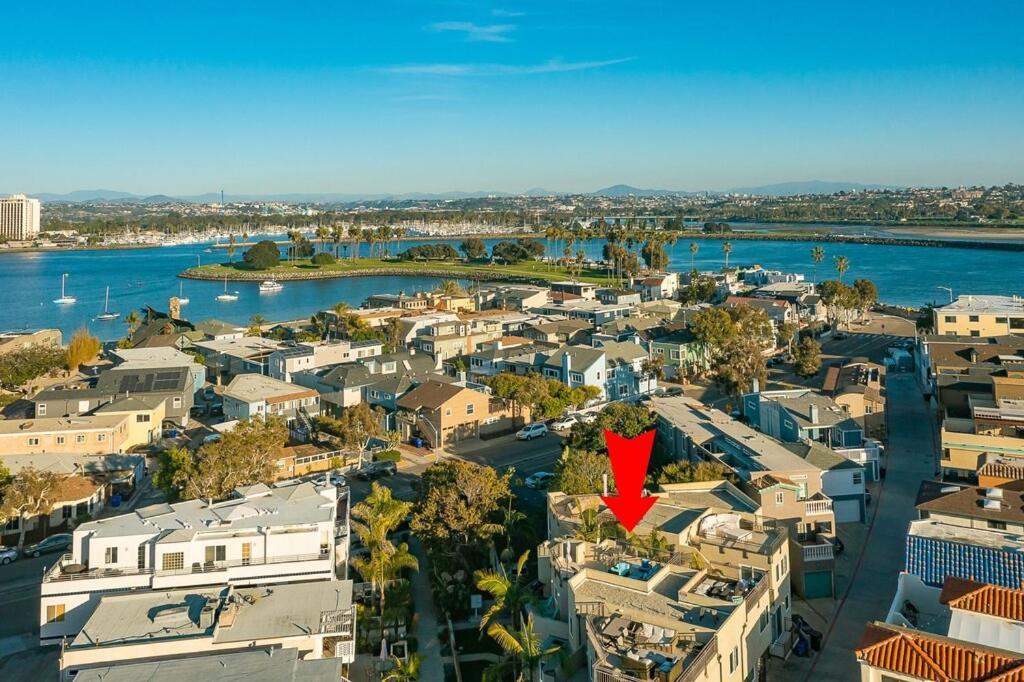 Stunning South Mission Home With Private Rooftop & Ocean Views! San Diego Exterior photo